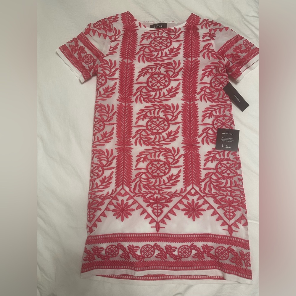 Lulu's pink and White Sheath Mini Dress with short Sleeves